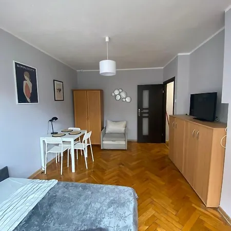 Apartment Night Host Matejki 4 Free Parking